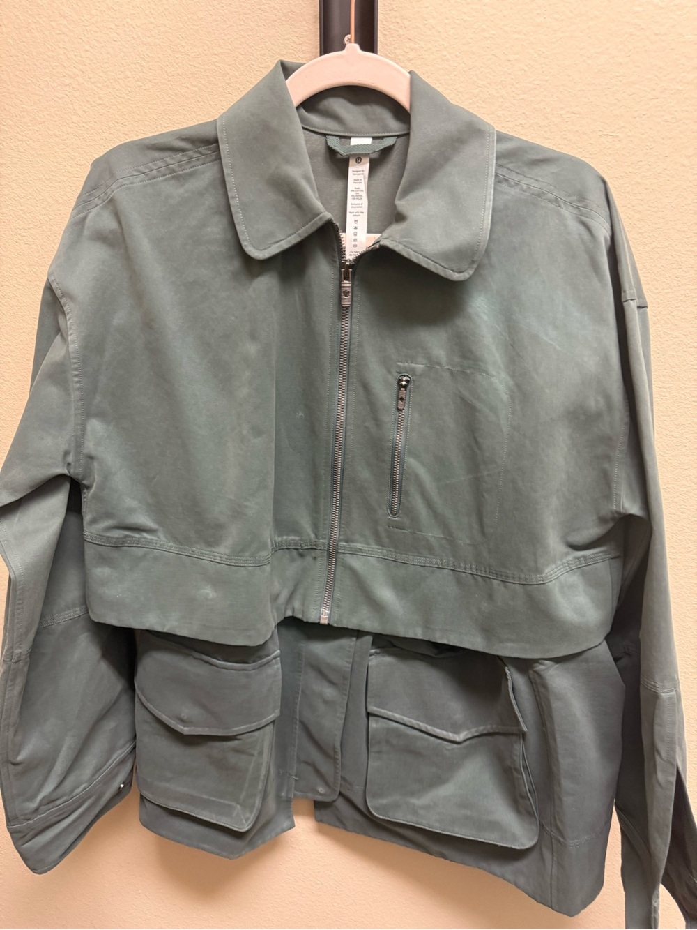 lululemon athletica sage green zip-up jacket